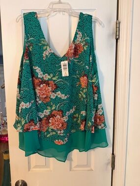 Floral Green V-Neck Layered Tank Top